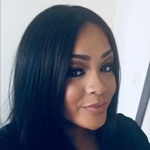 Meet your Posher, Shavona